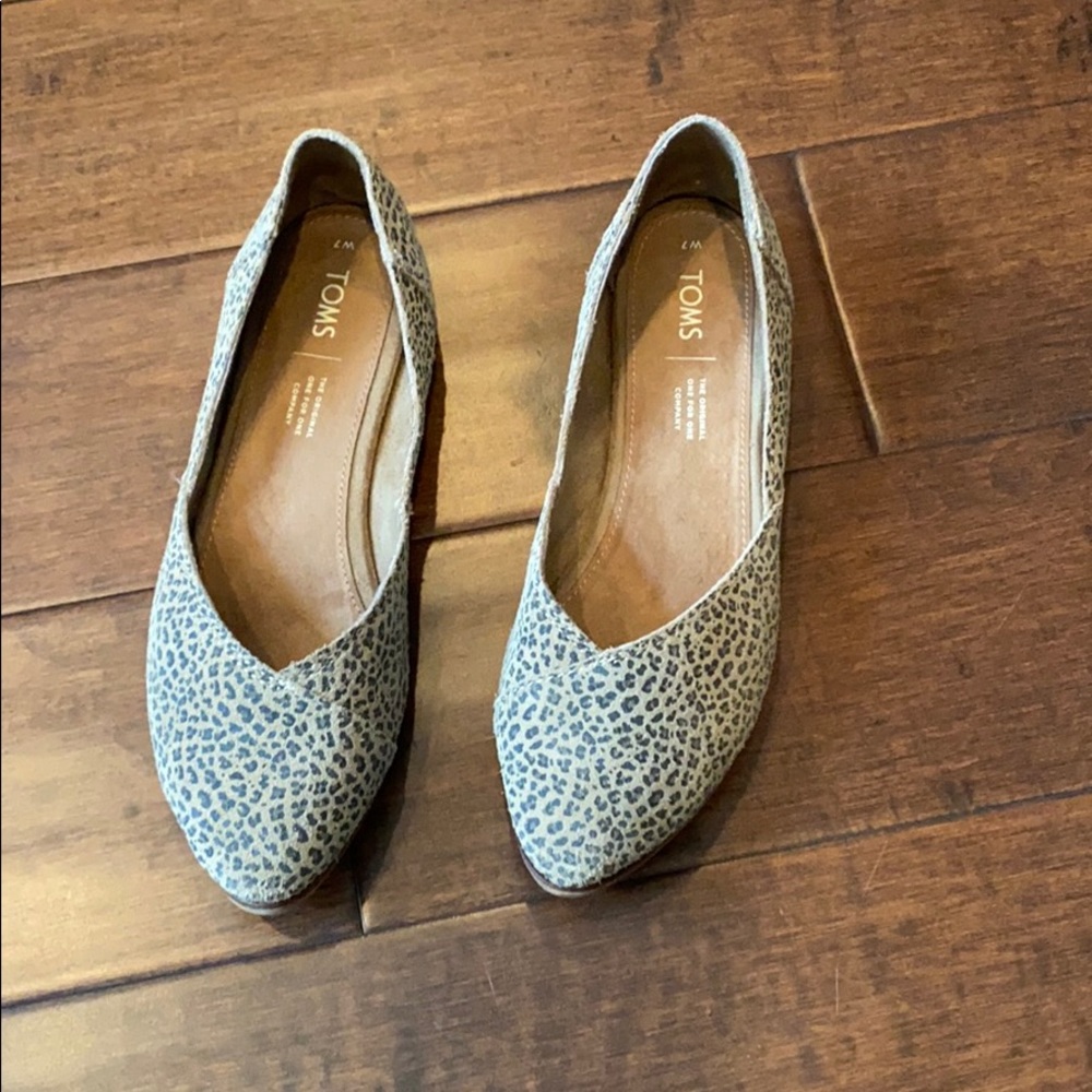 Toms Cheetah Print flats